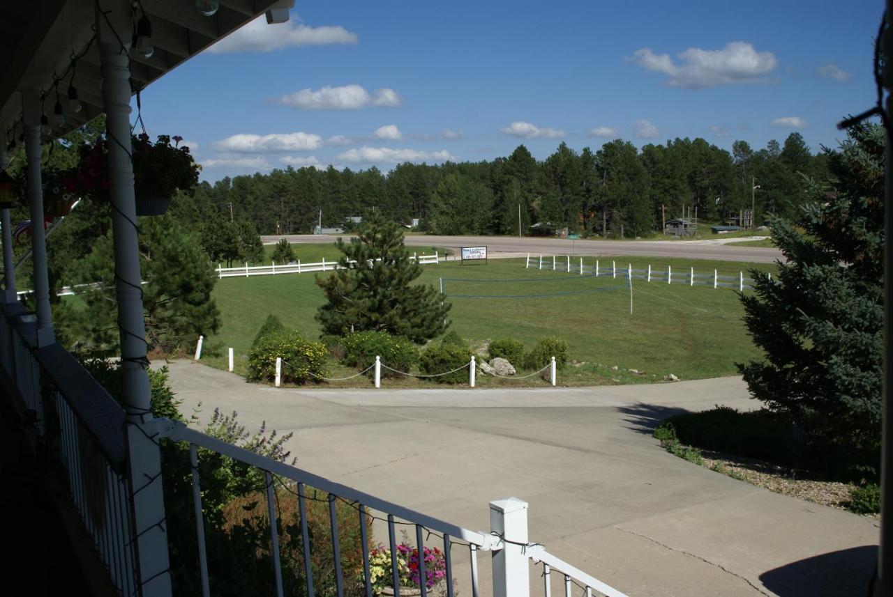 Eagle'S Landing Lodge Custer Eksteriør billede