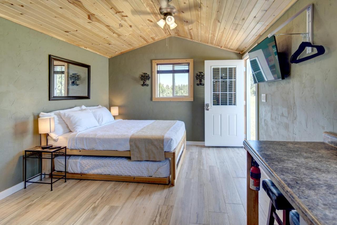 Eagle'S Landing Lodge Custer Eksteriør billede