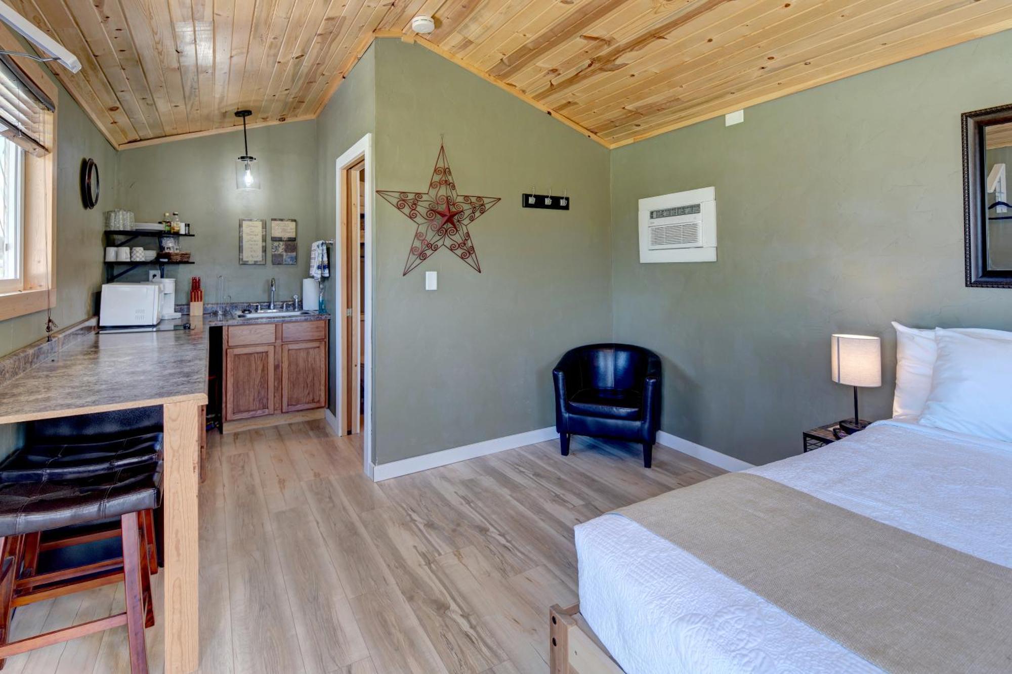 Eagle'S Landing Lodge Custer Eksteriør billede